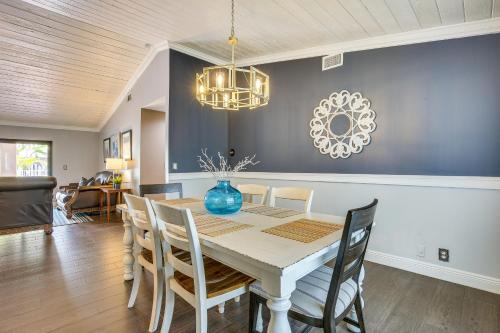 Coral Springs Home with Proximity to Golf and Beaches! in Coral Springs, USA