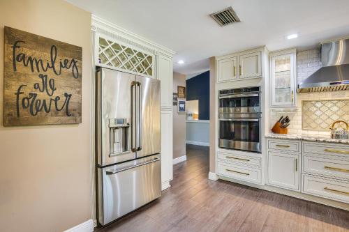 Near Golf and Beaches Coral Springs Home with Yard! in Coral Springs
