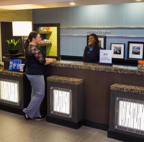 Hampton Inn and Suites Tulsa Central