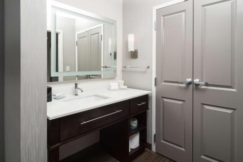 Homewood Suites by Hilton Tulsa/Catoosa, OK