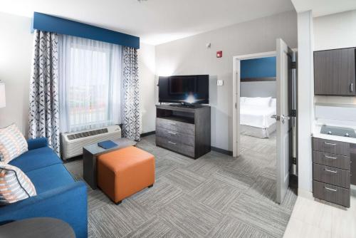 Homewood Suites by Hilton Tulsa/Catoosa, OK