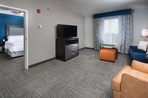 Homewood Suites by Hilton Tulsa/Catoosa, OK