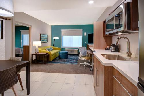 ห้องครัว, Home2 Suites by Hilton Tucson Downtown near มหาวิทยาลัยอริโซน่า