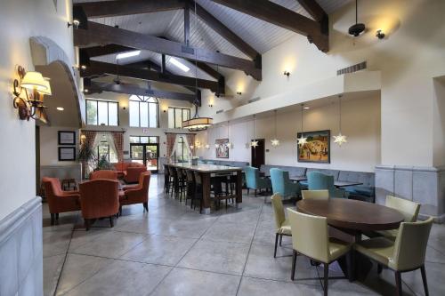 Hampton Inn By Hilton & Suites Tucson-Mall