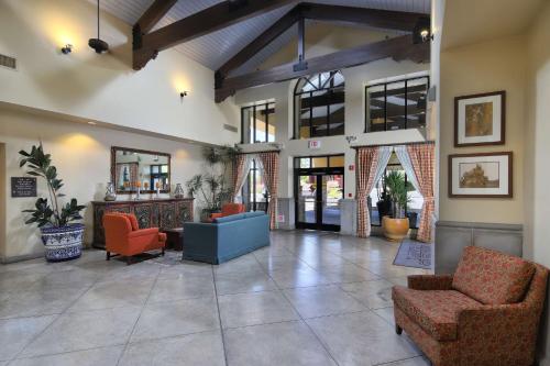 Hampton Inn & Suites Tucson Mall - image 14