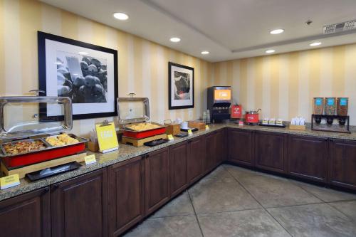 Hampton Inn By Hilton & Suites Tucson-Mall