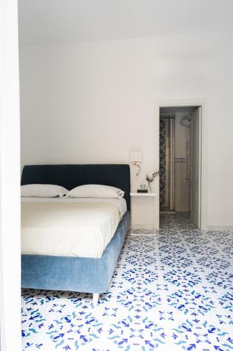Superior Double Room image 3