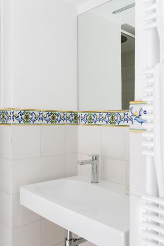 Deluxe Junior Suite image 3