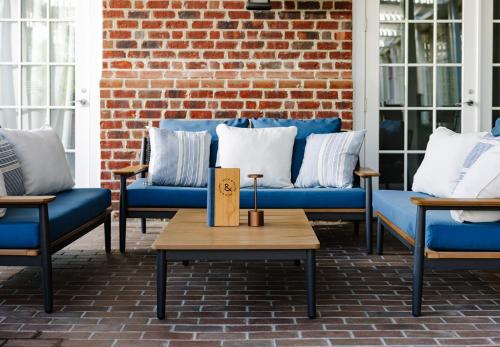 المرافق, The Mayton in Cary Downtown