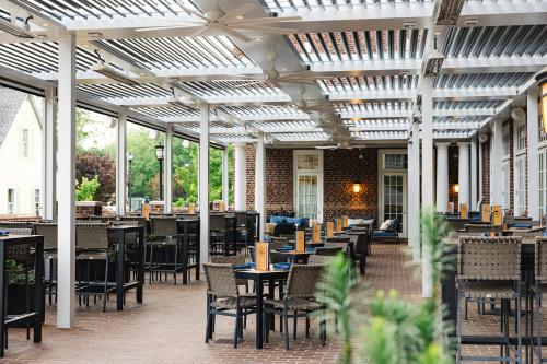 مطعم, The Mayton in Cary Downtown