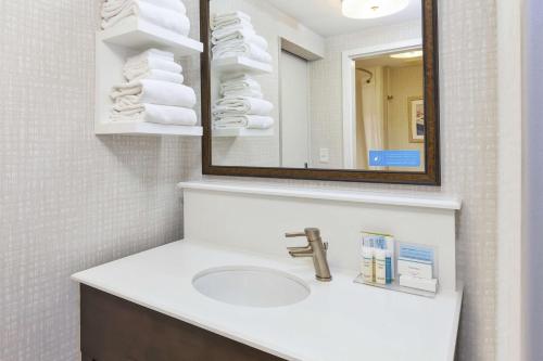 Hampton Inn & Suites Wells-Ogunquit - image 14