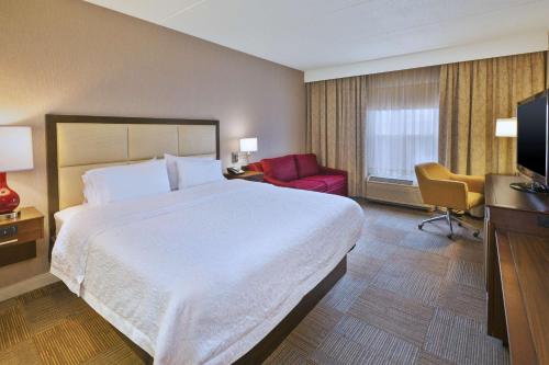 Hampton Inn By Hilton And Suites Providence/Warwick-Airport