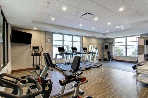 Fitness center, Home2 Suites by Hilton Edmonton South in Edmonton (AB)