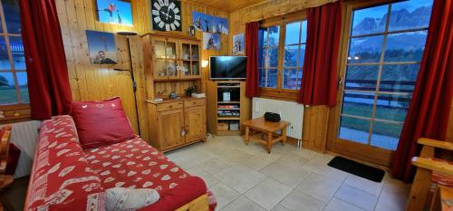  Lupin 5, Pension in Champoussin