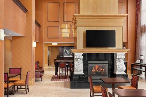 Hampton Inn & Suites by Hilton Langley-Surrey