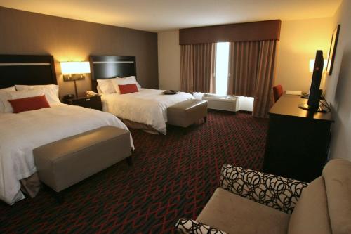 Hampton Inn & Suites Red Deer