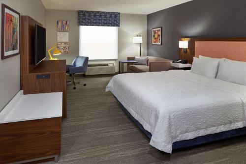 King Room with Sofa Bed - Non-Smoking