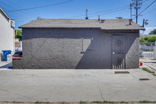 Los Angeles Vacation Rental 9 Mi to Downtown! in Los Angeles, USA
