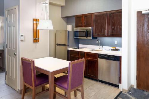 Homewood Suites Memphis Germantown