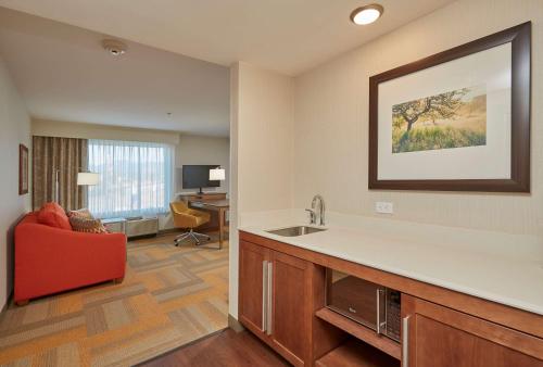2 bedrooms, 2 beds