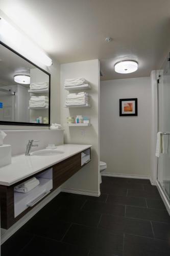 Hampton Inn & Suites Ardmore - image 2