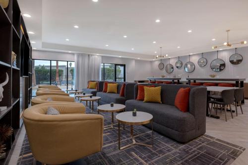 Facilities, DoubleTree by Hilton Palmdale, CA in Palmdale (CA)