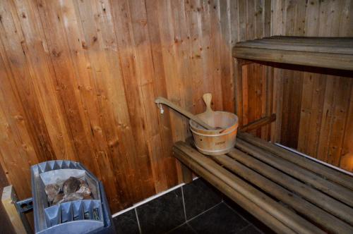 Sheilas Tourist Hostel - image 9
