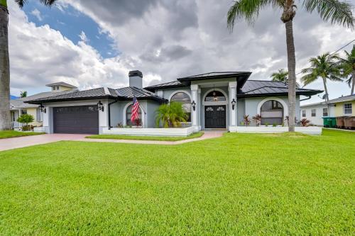 Luxurious Cape Coral Oasis Half Mi to Boat Ramp!