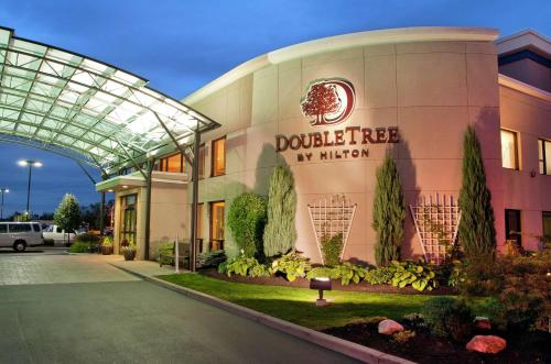 DoubleTree by Hilton Buffalo-Amherst