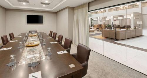 Embassy Suites by Hilton Milwaukee Brookfield in Brookfield, USA