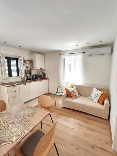 Apartment LIPA - Location saisonnière - Slatine