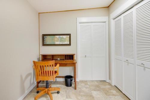 Downtown Baudette Vacation Rental Walk to Dining!