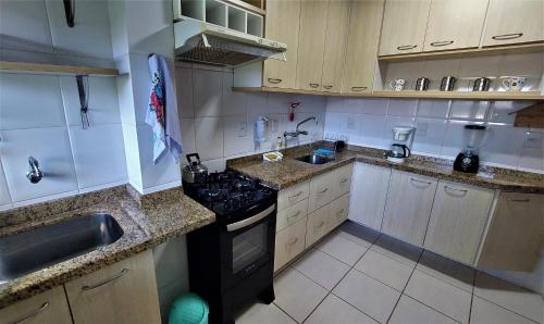 廚房, AP104 - Apartamento Completo, 3 quartos confortáveis (AP104 - Apartamento Completo, 3 quartos confortaveis) in 雅爾丁伊圖薩巴拉