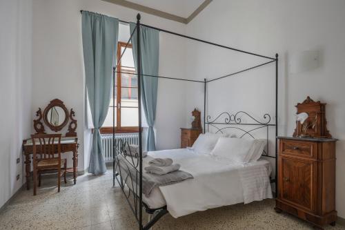 Apartment in Florence's Heart: Via delle Seggiole, Florencja