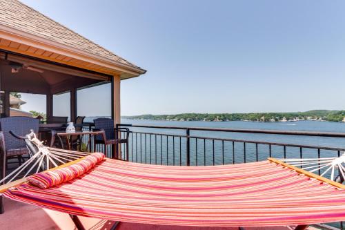 Waterfront Lake Ozark Condo with Lake Views!