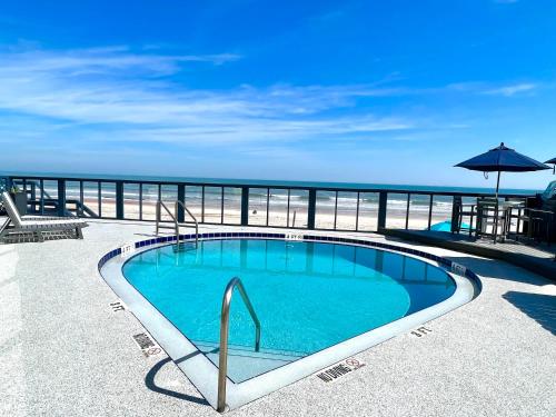 Waters Edge - Ocean View at Symphony Beach Club, Ormond Beach (Foto 2)
