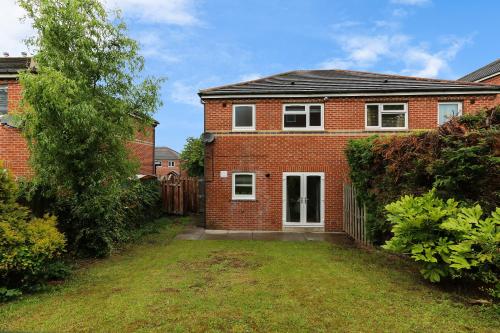 สวน, City Oaks - Sheffield Station & Utilita Arena in แมเนอร์ คาสเซิล