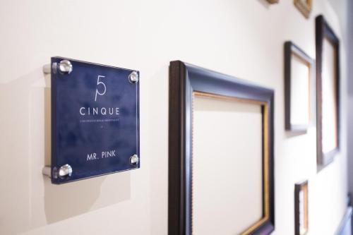 Cinque Rooms - image 9