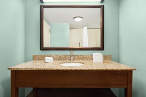 Hampton Inn & Suites Outer Banks/Corolla - image 7