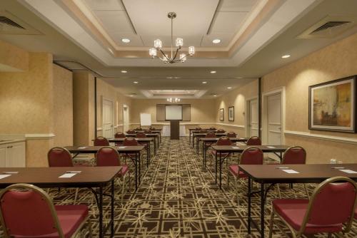 Hampton Inn & Suites Outer Banks/Corolla - image 12