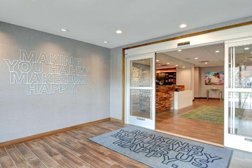 Hampton Inn and Suites by Hilton Canal Winchester Columbus - 로비