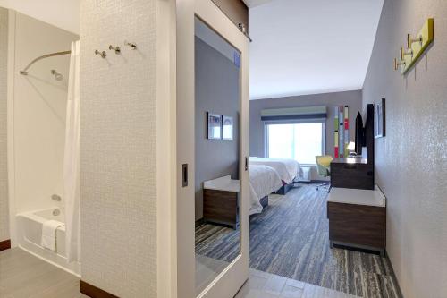 2 bedrooms, 2 beds