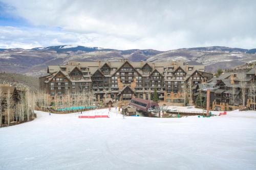 Bachelor Gulch Village