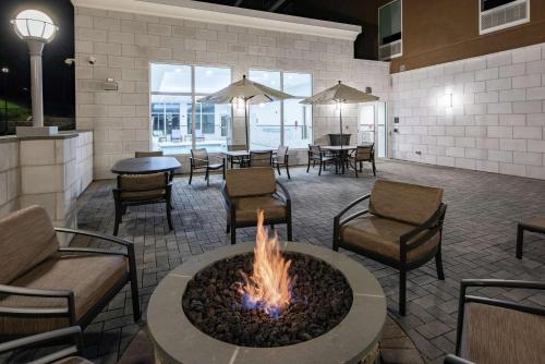 Hampton Inn & Suites Rocky Hill - Hartford South