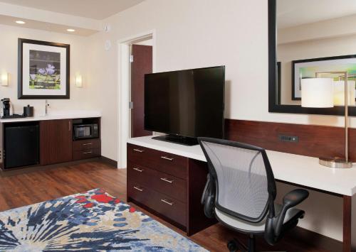 Hilton Garden Inn Pittsburgh Downtown - image 11
