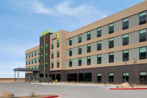 Home2 Suites By Hilton Carlsbad New Mexico - image 2