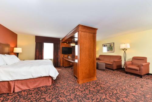 Hampton Inn Yorkville