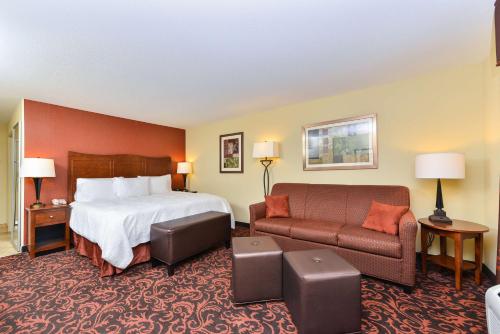 Hampton Inn Yorkville