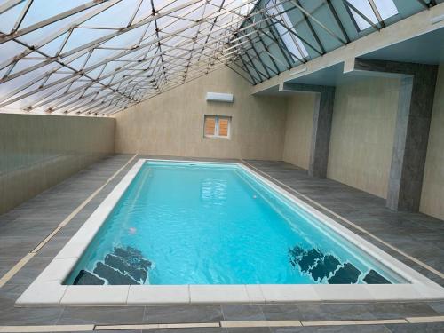 Peldbaseins, Borys Hotel Boryspil Airport in Hora