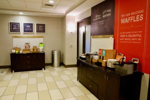 多伊尔斯敦汉普顿酒店 多伊尔斯敦汉普顿酒店